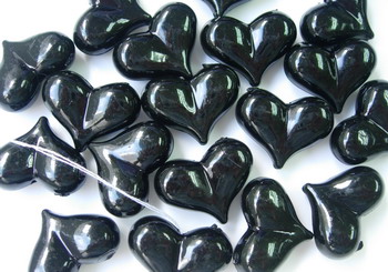 BK16 3D Puff Heart Acrylic Charm Black w/Hole x15 BK16 3D Puff Heart Acrylic Charm Black w/Hole x15