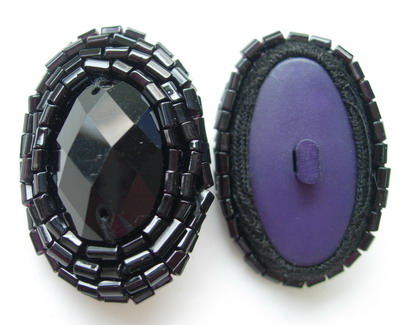 BT31 Oval Gem & Bugle Beaded Dome Button Knot Black