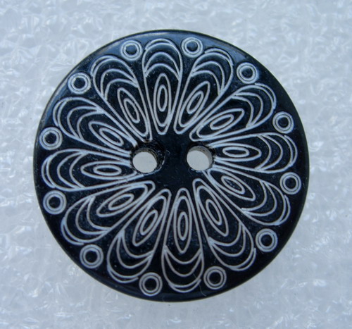 BW06 25mm Carved Floral Shell Mother of Pearl Shell Button 5pcs
