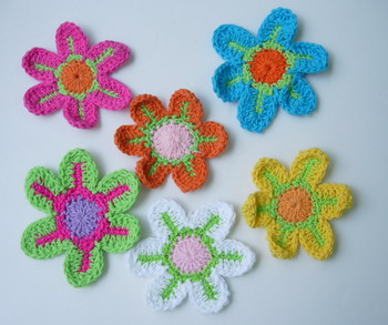 Crochet Flowers - Free Patterns