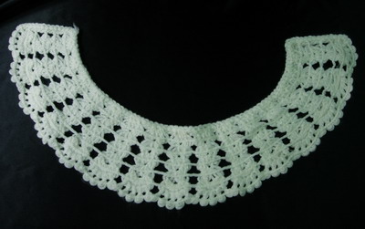CR110 Mohair Crochet Round Collar Applique Motif Beige
