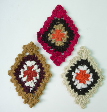 CR31 Crochet Knit Applique Celtic 4Tone Rhombus Motif Mix 3pcs