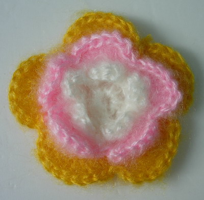 CR38 Mohair Crochet 3 Tone Layer Flower Applique Motif Orange x5