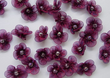 RZ30 Organza Beaded Mini-Flower Appliques Burgundy x40 Sew/Trim