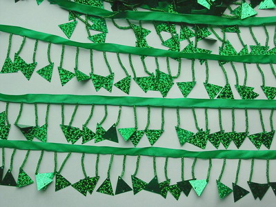 FR60-5 Triangle Paillette Bead Fringe Hologram Green 1yard