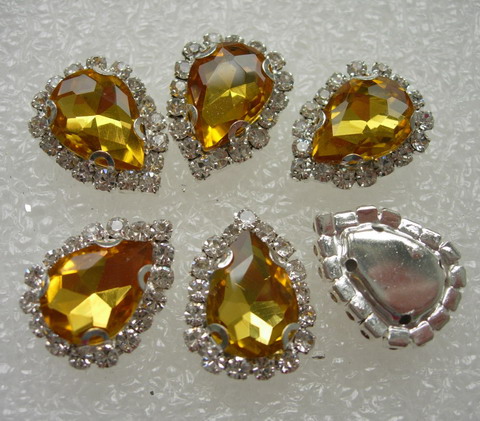 RM104 10x14 Gold Teardrop Crystal Diamante w/Setting 6pc - Click Image to Close