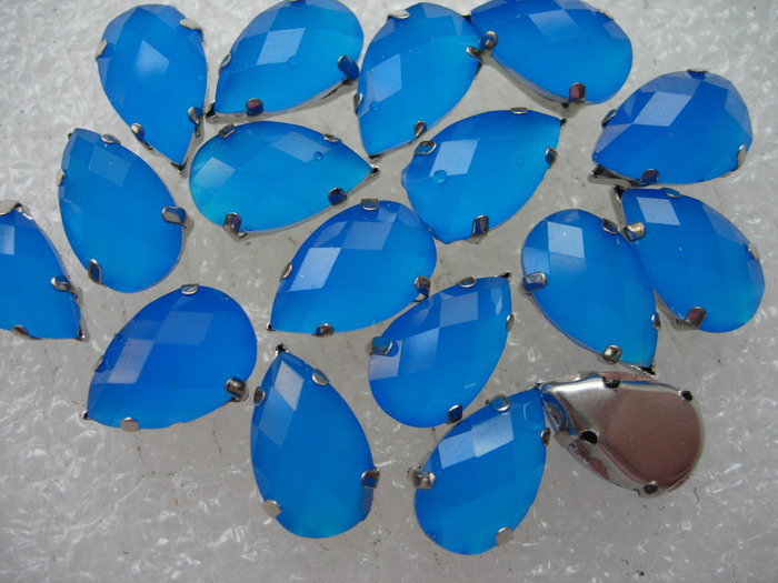 RM35 13x8mm Neon Blue Teardrop Resin Gemstones w/Setting 20pc