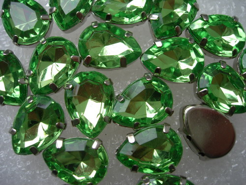 RM36-2 10x14mm Lime Acrylic Teardrop Gemstones with Setting x20 - Click Image to Close