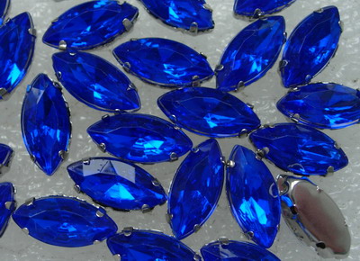 RM91 7x15mm Royal Blue Navettes Acrylic Gemstones w/ Setting x20