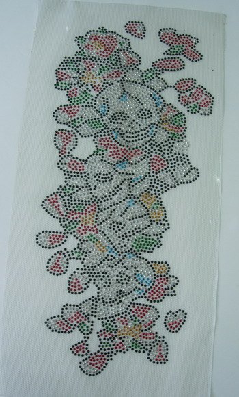 HF118 Rhinestud Hotfix Heat Transfer ED Hardy Skull & Flowers HF118 Rhinestud Hotfix Heat Transfer ED Hardy Skull & Flowers