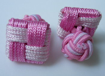 CU06 Square Silk Knot Log Cufflinks Cuff Links Pink /White