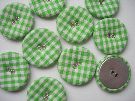 DM20 28mm Checkered Fabric Covered Buttons L.Green 10pcs - Click Image to Close