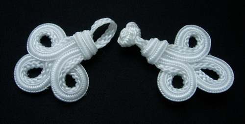 FG182 Fleur-De-Lis Fastener Chinese Frog Closure Cream 10pr - Click Image to Close