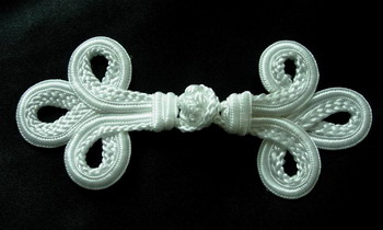 FG184 Fleur-De-Lis Fastener Chinese Frog Closure White LG 5pr FG184 Fleur-De-Lis Fastener Chinese Frog Closure White LG 5pr
