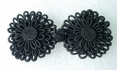 FG293 Black 3 layers Flower Daisy Closure Buttons Knots
