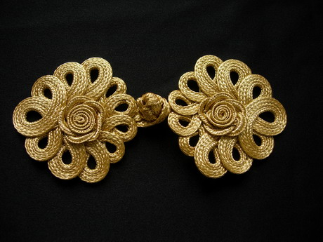 FG355 Metallic Gold Trim Rose Loops Corded Closured Knot Button