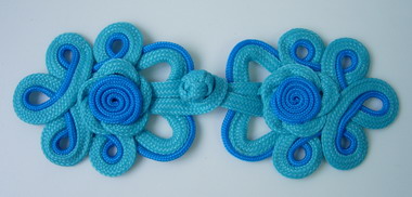 MR132 2Tone Blue Rose Loops Macrame Corded Closure Knots