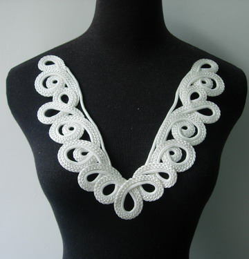 MR142 Braided Cord Loopy Neckline Collar Macrame Applique Cream - Click Image to Close