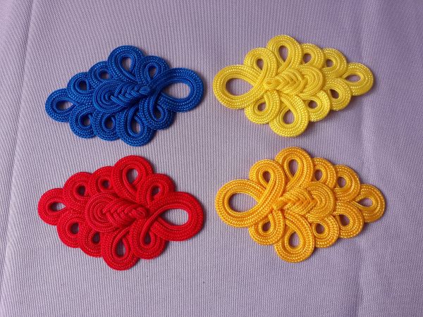 MR218 Loopy Floral Cord Braided Epaulette Shoulder Applique 4pc MR218 Loopy Floral Cord Braided Epaulette Shoulder Applique 4pc