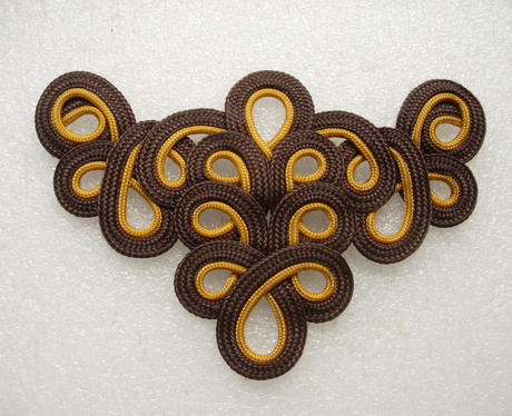 MR59-6 2Tone Brown Loopy Neck Front Braided Cord Applique Motif