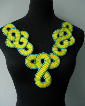 MR65-4 Macrame Celtic 8 Loop Style Necklace Yellow Turquoise - Click Image to Close