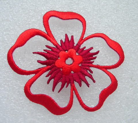 PT09-2 Red Petals Flower Embroidered Cutwork Iron On Patch x2 - Click Image to Close