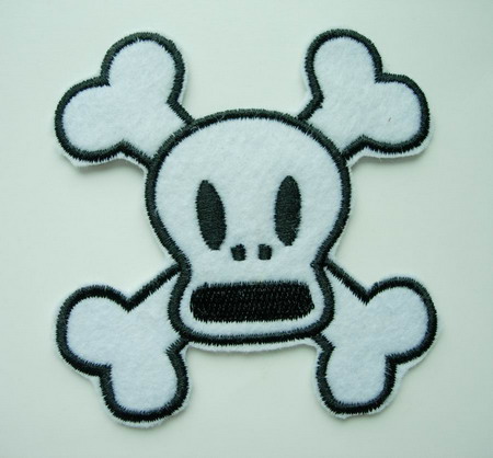 PC08 Punky Skull Embroidery Patch Applique Badge Iron On PC08 Punky Skull Embroidery Patch Applique Badge Iron On