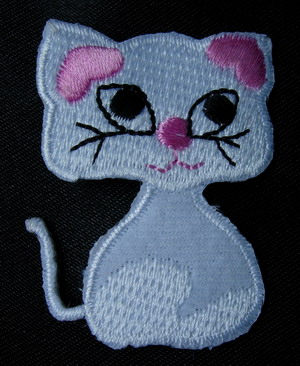 PC112 Glamour Cat Kitten Embroidered Iron On Patch