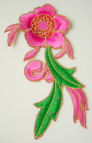 PT171 Designer Floral Flowers Embroidery Patch Applique Pink x2 - Click Image to Close