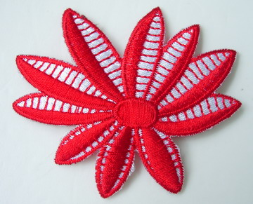 PT176 Red Flower Leaf Embroidered Patch for Dress x2