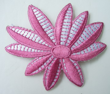 PT178 Pale Pink Flower Leaf Embroidered Patch for Dress x2 - Click Image to Close