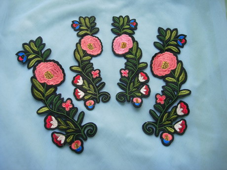 PT202 Mirror Floral Leaves Embroidered Patch Iron On 2pairs