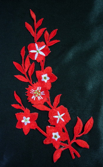 PT69-2 Red Long Floral Flowers Embroidery Patch Applique 2pcs