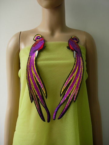 AN103 Fuchsia Long Tail Bird Pair Sequined Applique Trendy/Chic