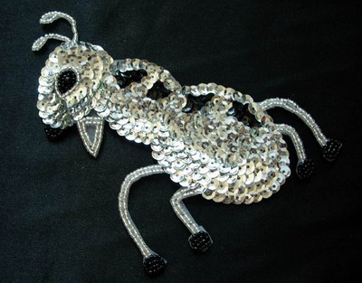 AN53 Bead Sequin Applique Motif Ant Silver Black