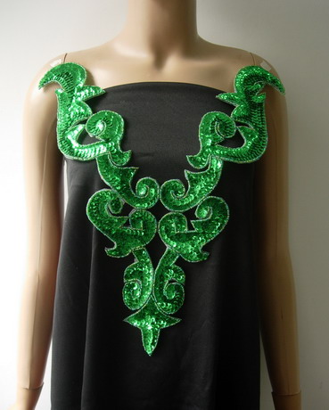 BD03-7 Large Green Bodice Sequined Beaded Applique Belly Dance