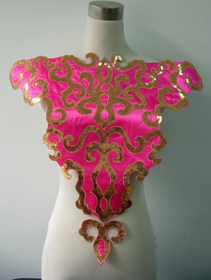 BD58 Damask Foral L&R Sequin Applique Iron On Dancewear/Skating BD58 Damask Foral L&R Sequin Applique Iron On Dancewear/Skating