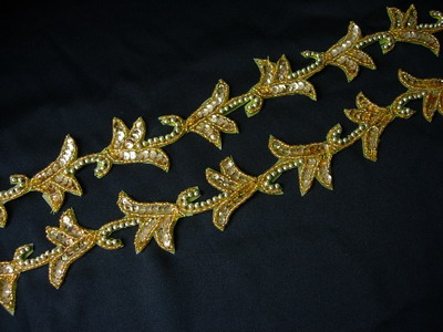 BN02-4 Mirror Pair Leaf Sequin Beaded Applique Banding Gold 39" - Click Image to Close