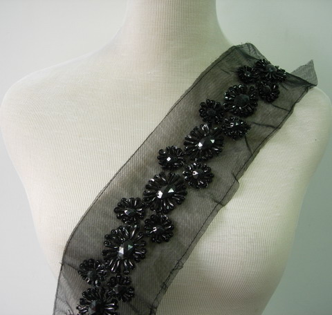 BN119 2" Flower Sequined Beaded Gemstone Trim Banding Black 1Y