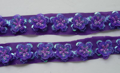 BN38-4 Purple AB Mini Flowers Sequin Bead Applique Banding 60
