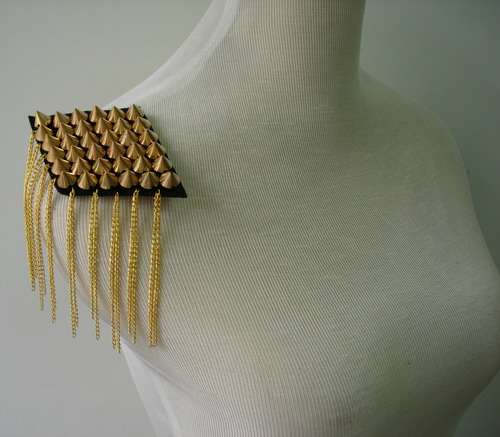 EP60 Gold Metal Tassel Stud Spike Rivet Epaulet Shoulder Punk x2 - Click Image to Close