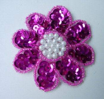 FW02 Petals Flower Sequin Bead Applique Fuchsia 5pcs FW02 Petals Flower Sequin Bead Applique Fuchsia 5pcs