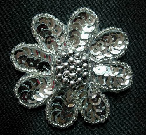 FW11 Petal Flower Sequin Bead Applique Silver 5pcs FW11 Petal Flower Sequin Bead Applique Silver 5pcs