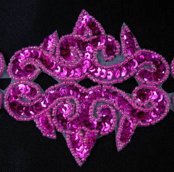 FW133-5 Sequin Bead Applique Motif Fleur De Lis Flower Fuchsia - Click Image to Close