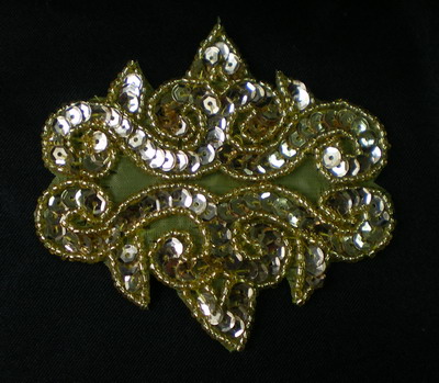 FW133 Sequin Bead Applique Fleur De Lis Flower Gold Motif