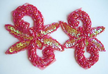 FW144 Bow Flower Bugle Bead Sequin Applique Red Iris x2 - Click Image to Close