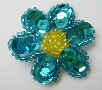 FW161 Small Petals Flowers Sequin Bead Applique Aqua x10