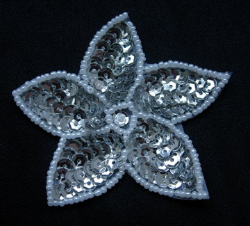 FW251 Silver Petals Star Flower Sequin Bead Applique 10pcs - Click Image to Close