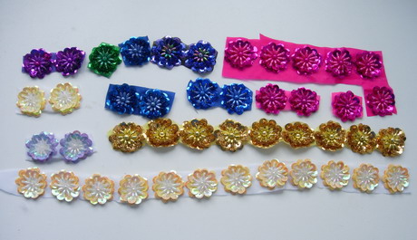 FW317 Assorted Flower Floral Sequined Beaded Applique 44pcs