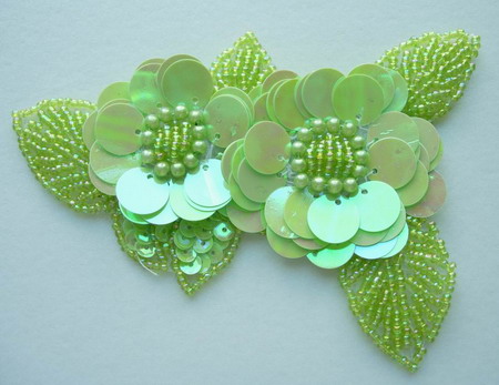 FW71 Twin Layer Flower Sequin Bead Applique Motif Green Iris